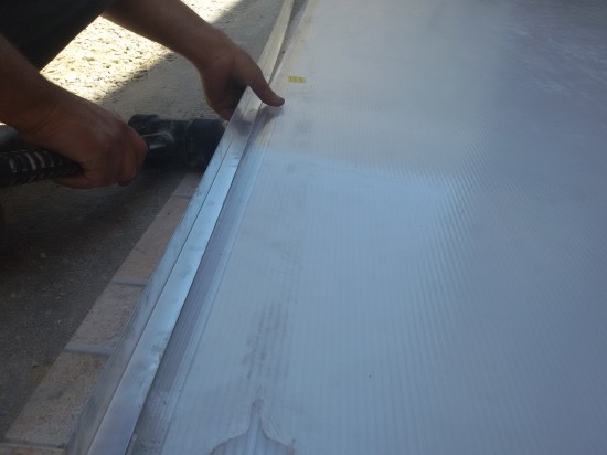 Perfil Arremate em Aluminio formato F Rufo - Polysolution