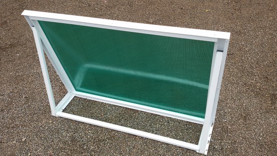 Chapa de Policarbonato Alveolar Verde Translucida - Perfis de aluminio pintura epóxi branco