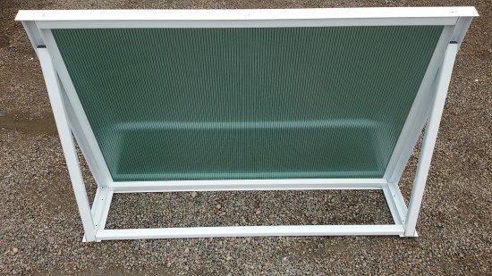 Chapa de Policarbonato Alveolar Verde Refletiva multilux - Perfis de aluminio pintura epóxi branco