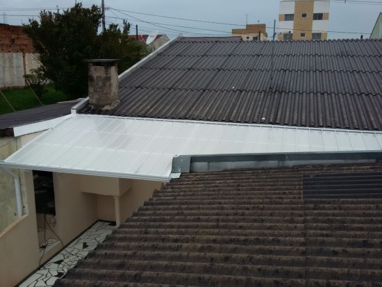 Cobertura de Policarbonato telhas Click cor Infra Red Heat Bloc Ouro maior redução de calor e melhor transmissão de luz