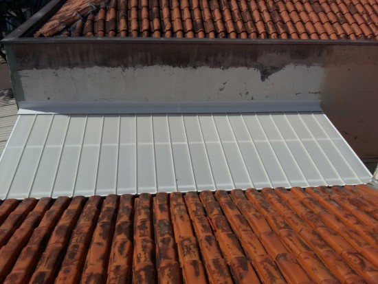 Cobertura de Policarbonato telhas Click cor Infra Red Heat Bloc Ouro maior redução de calor e melhor transmissão de luz