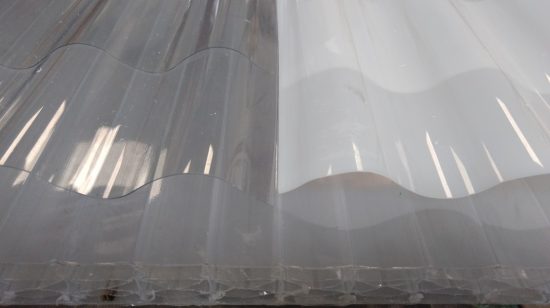Termopainel Telha Sanduiche de Policarbonato termoacustica Translucida com 30mm espessura e encaixe trapezoidal - Polysolution