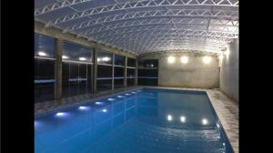 Cobertura de piscina com policarbonato alveolar 10 mm infr ared heat bloc ouro - Polysolution