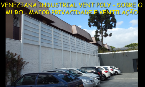 Veneziana Industrial em Policarbonato com Perfis de Aluminio sobre o muro - Privacidade, claridade e ventilação - POlysolution